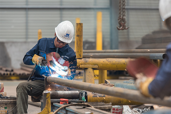 东兴网架焊接车间