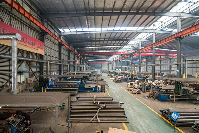 东兴网架焊接车间